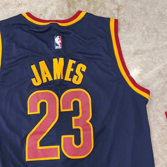 adidas Tops - Lebron James Cavs Jersey